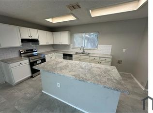 316 Beechwood Ln, Cedar Hill, TX 75104