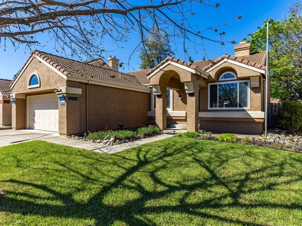 1156 Fox Hound Court, Vacaville, CA 95687