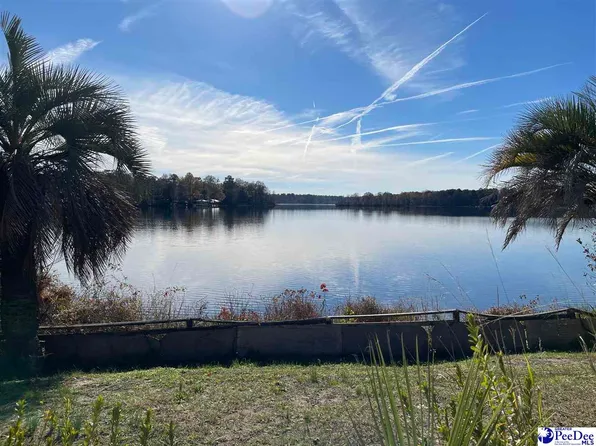 942 N 5th St, Hartsville, SC 29550