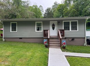 2209 Carter St, Big Stone Gap, VA 24219