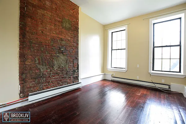 Rented by null | media 14