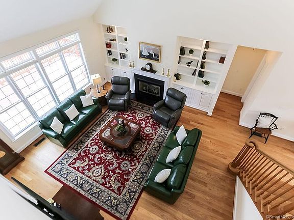 4th image of 212 Horizon Ln