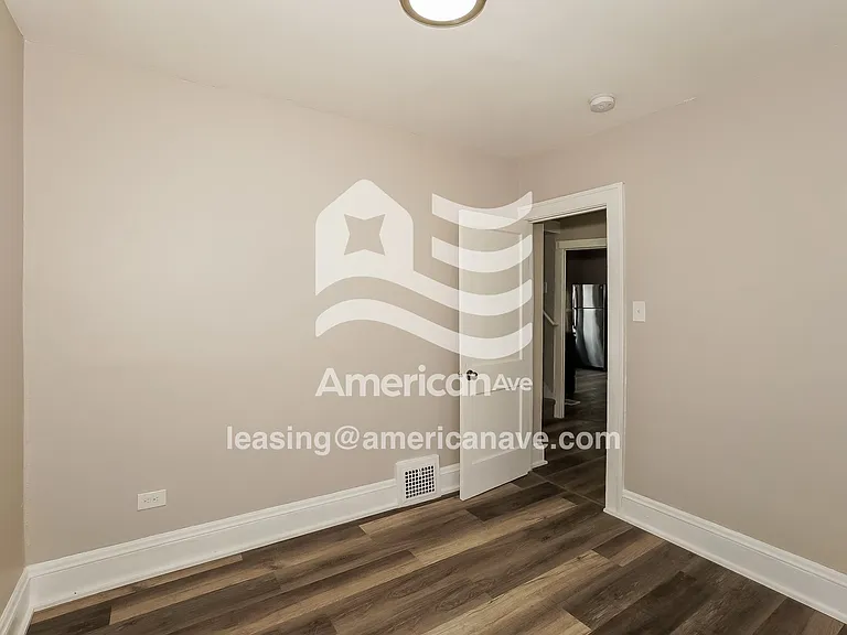 1025332_011_wm_-_bedroom_13575919.jpg