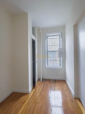 Rented by City Connections Realty | media 6