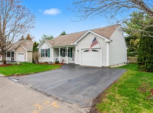 5 Madeleine Ct, Hudson, NH 03051