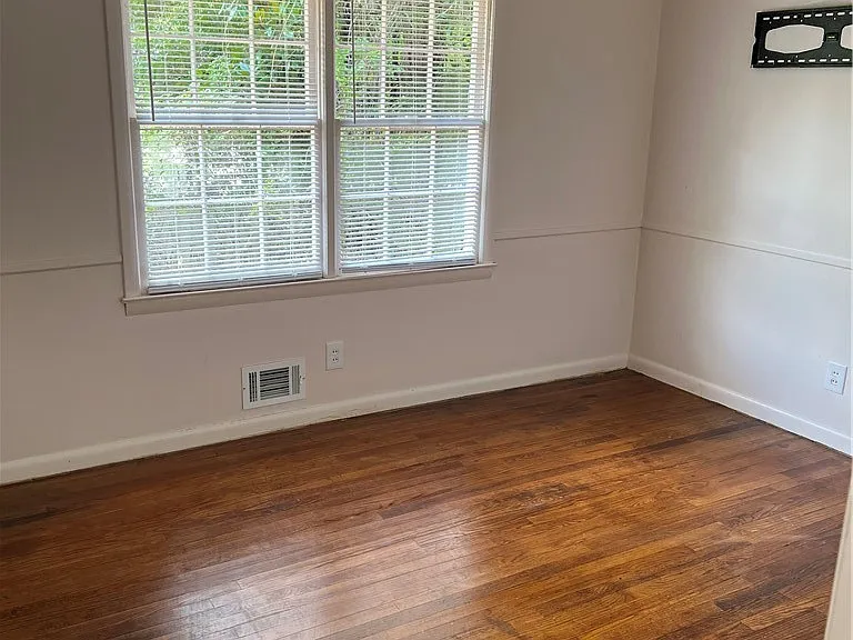 255 Vista Dr — Photo 12