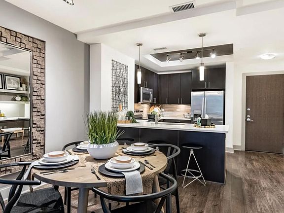 2nd image of 500 W 2nd St #1417