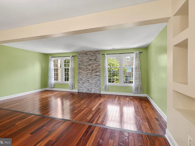 4453 Edan Mae Ct — Photo 12