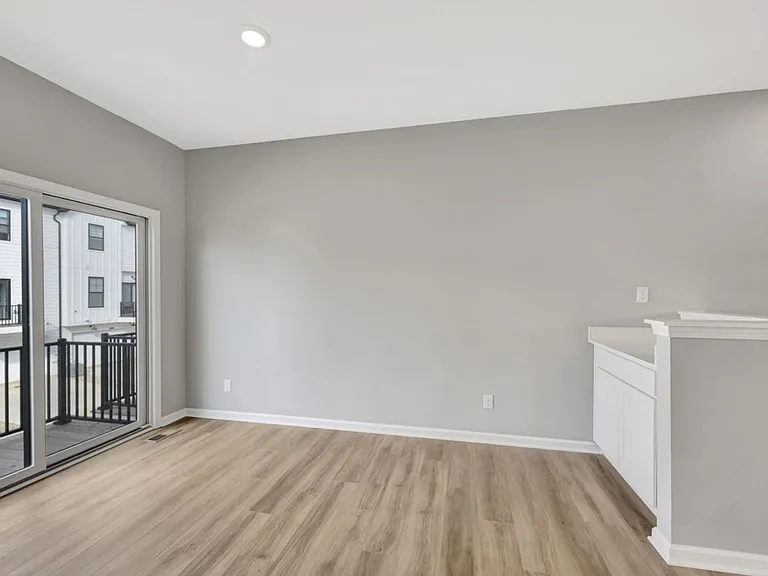 4423 Tolleston Ave — Photo 10