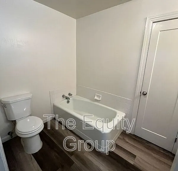 320 Pearson Dr #3 — Photo 8