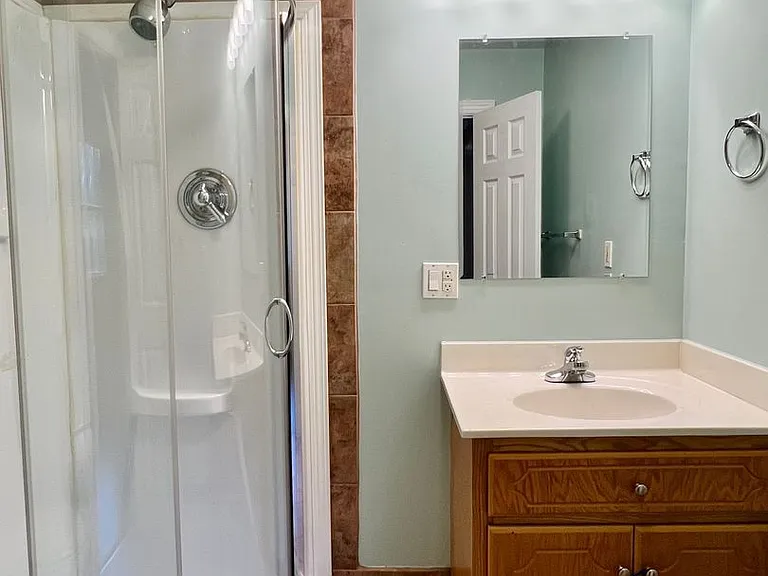 2517 Williams St — Photo 27