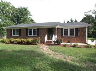 1926 Allyson Ave, Greensboro, NC 27405