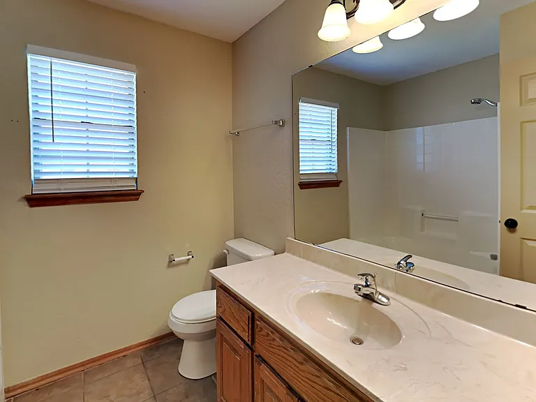 16409 Stoneview Dr — Photo 12