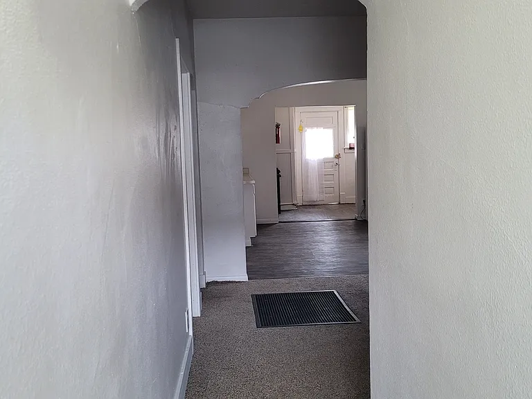 608 Elias Ave #608 — Photo 18