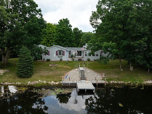 2nd image of 1007 Carmen Dr