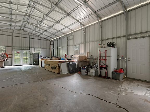 5th image of 114 Bethel Rd