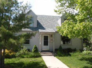 W166N8551 Theodore Ave, Menomonee Falls, WI 53051