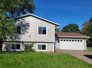 6907 Grimes Ave N, Brooklyn Center, MN 55429