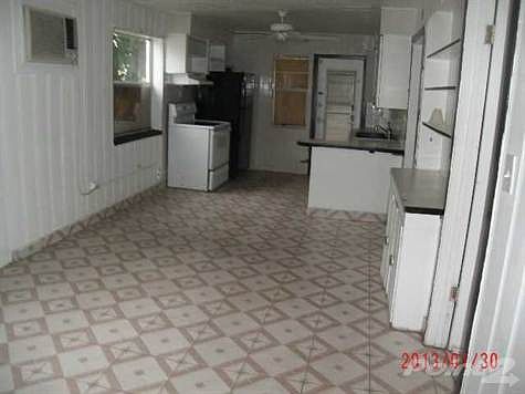 5th image of 2516 NE 192nd St