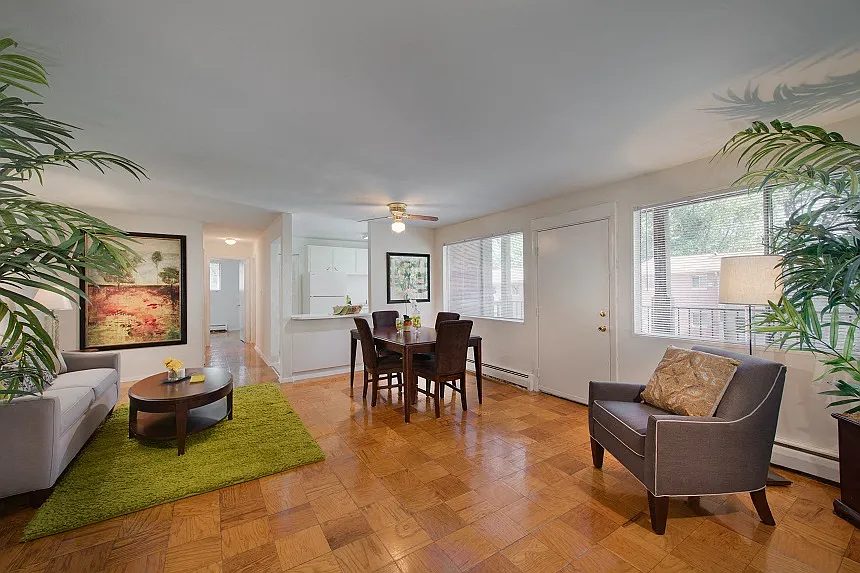 Layton Hall Apartments — Photo 4