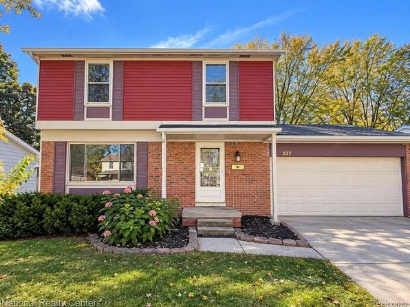 39237 Gloucester St, Westland, MI 48186