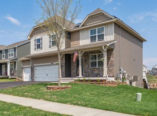 4645 Copper Ridge Dr, Woodbury, MN 55129