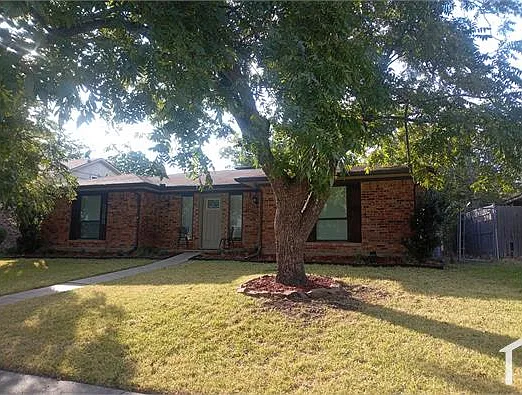 4 bed, 1672 sqft, $2,800 — Photo 4