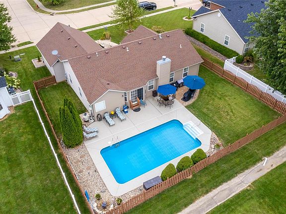 3rd image of 108 Chamberlain Dr