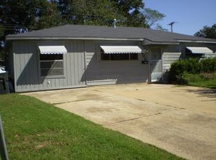 906 Rose Cir, Bossier City, LA 71112