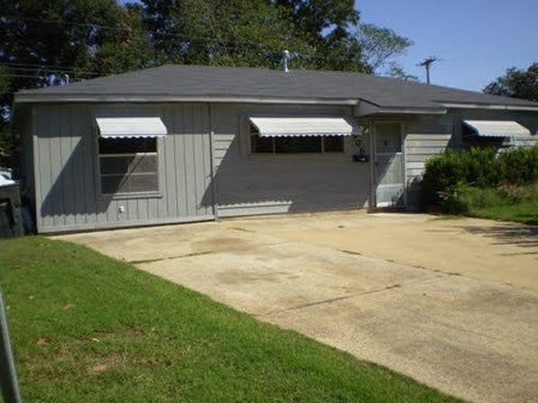 906 Rose Cir