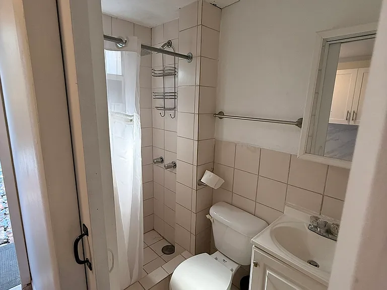 551 SW 47th Ct #A — Photo 19