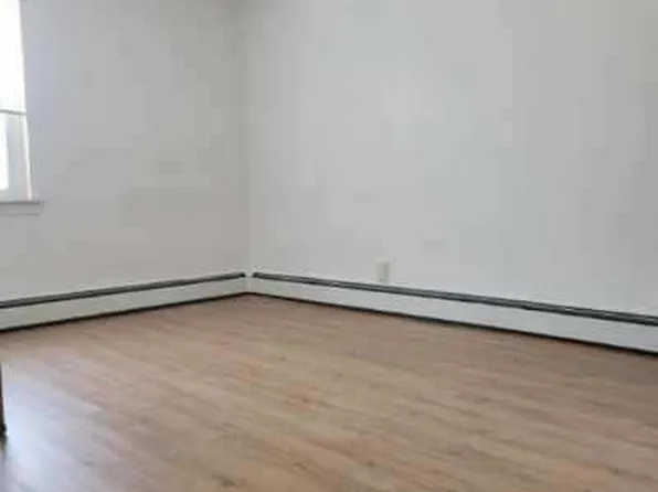 77-34 162nd St #3, Fresh Meadows, NY 11366