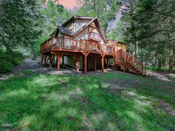 77 Brookfield Rd, Lake Ariel, PA 18436