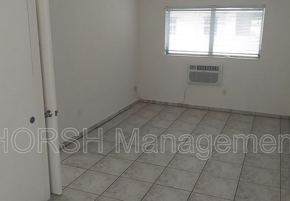 4th image of 225 Madeira Ave