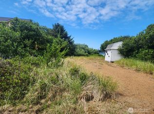 339 Sand Dune Ave NW, Ocean Shores, WA