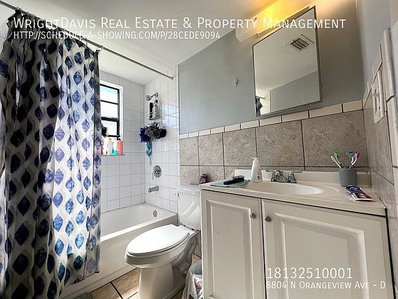 4th image of 8804 N Orangeview Ave #D
