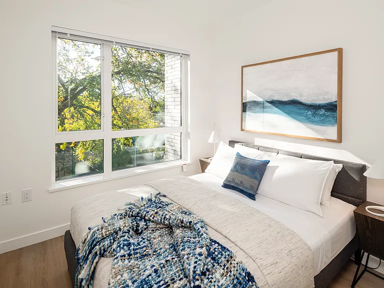 2075 W 12th Ave #302 — Photo 8