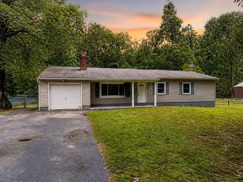 875 Bowman Rd