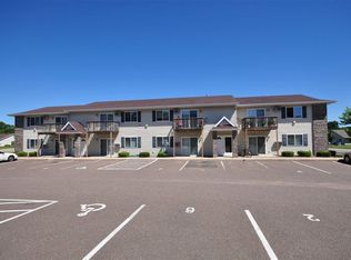 4532 Arrowhead Dr, Eau Claire, WI 54703