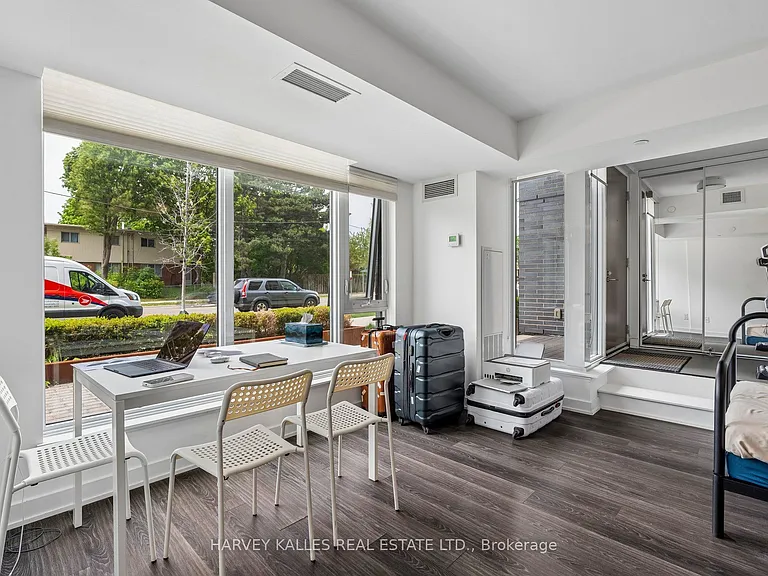 152 Flemington Rd #Townhouse 104 — Photo 10