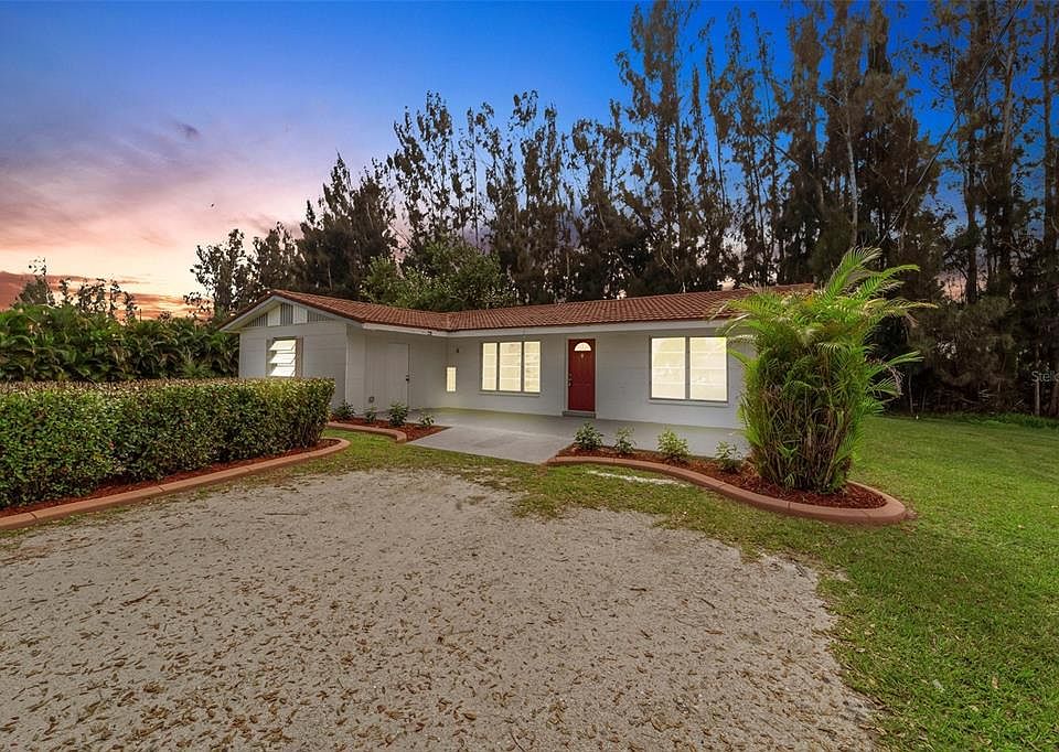 1st image of 5843 Pine Ln