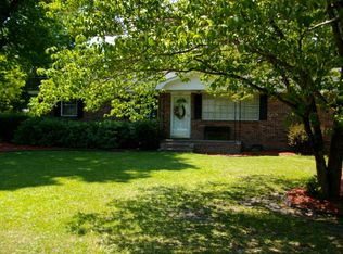 207 Sunnifield Dr, Williston, SC 29853
