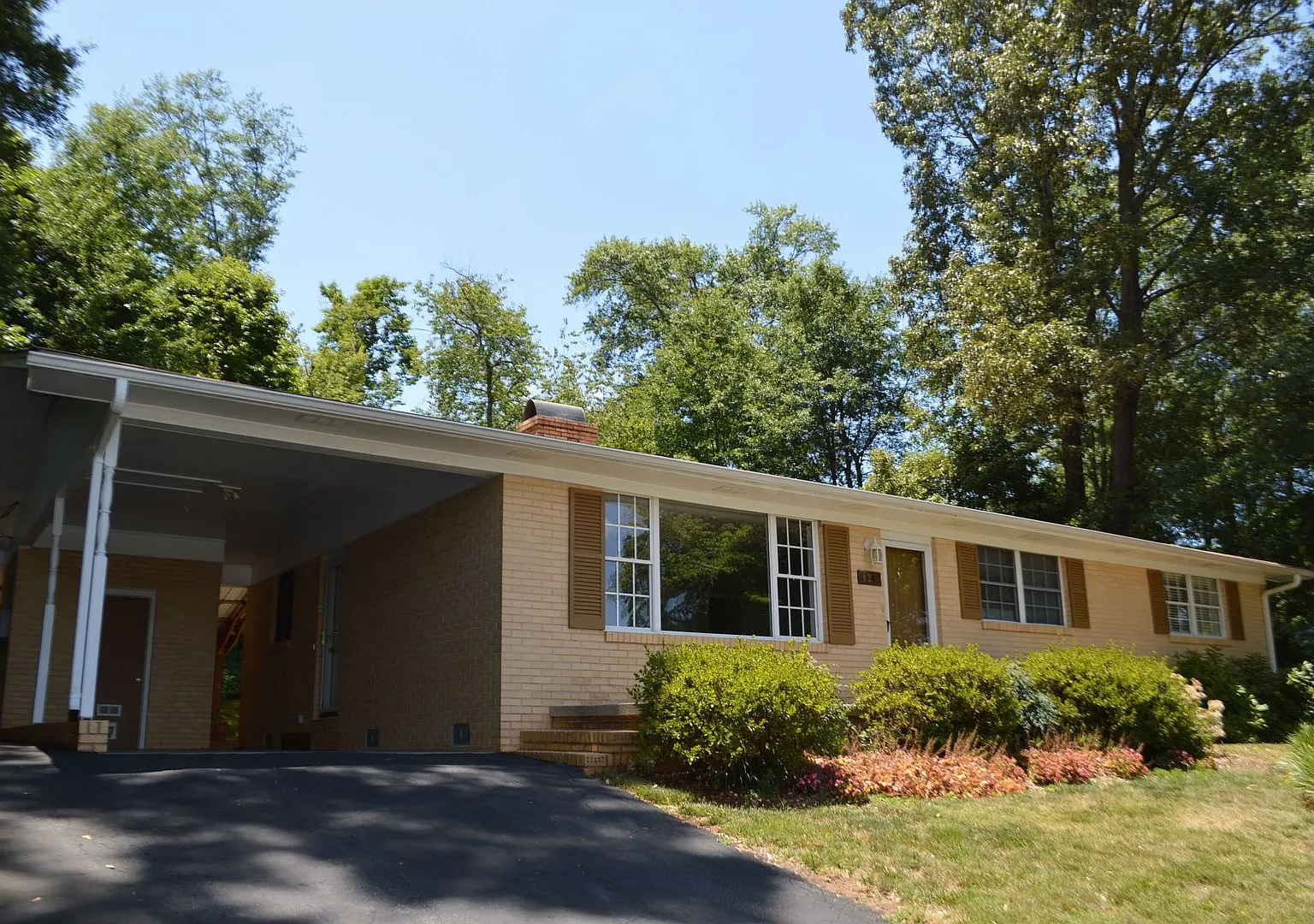 3 Bedroom, 2 Bathroom Home Near Clemson University — Photo 2