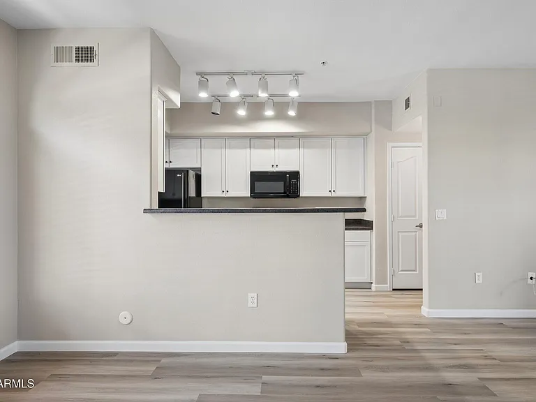 2402 E 5th St #1427 — Photo 5