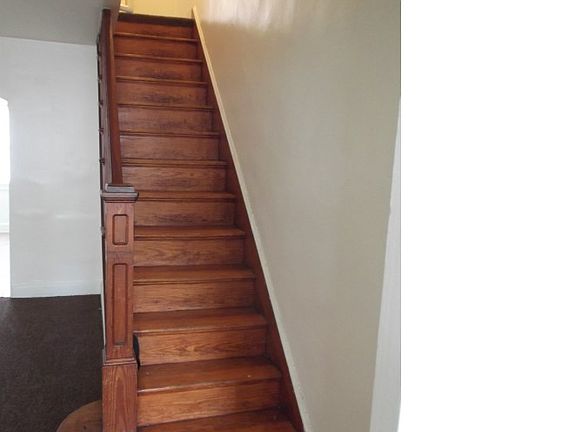4th image of 2418 Wilkens Ave