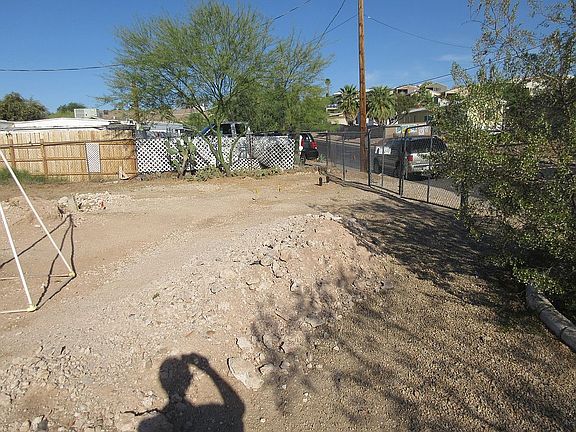 5th image of 1933 E Larkspur Dr