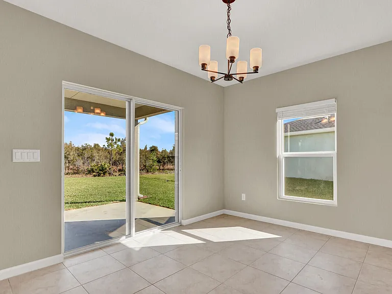 15693 SW Twilight St — Photo 10