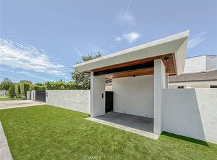 22921 Dolorosa St, Woodland Hills, CA 91367