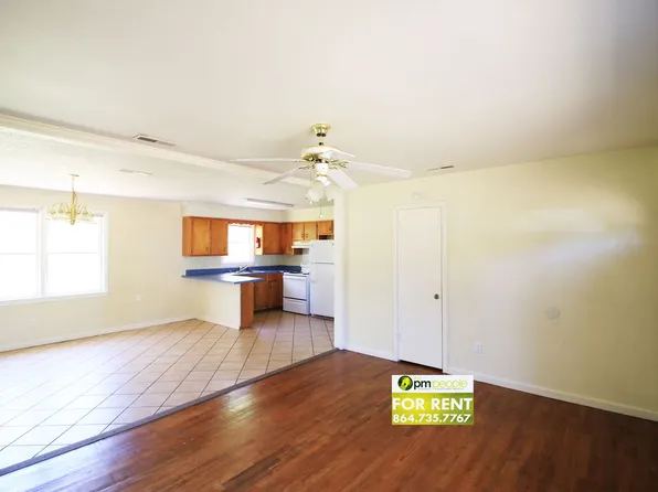 209 Old Bramlett Rd, Greenville, SC 29611