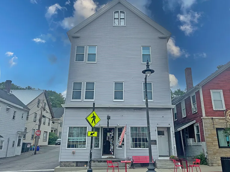 84 Main St #5 — Photo 6